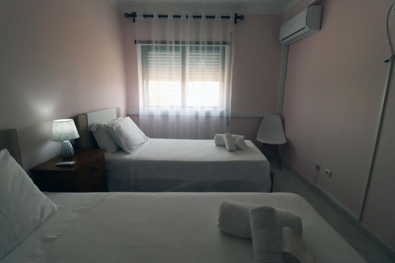 Urban Beach - Apartamento Por Do Sol ポルティマン エクステリア 写真